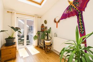 Dining Room- click for photo gallery